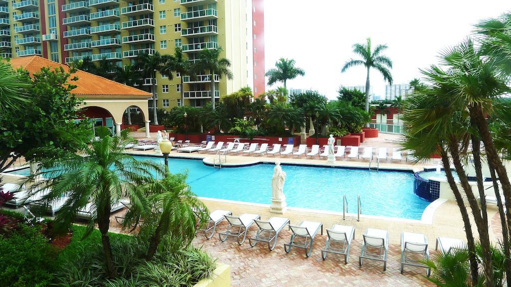 Miami Waterfront Apartments Sunny Isles Beach Exterior foto